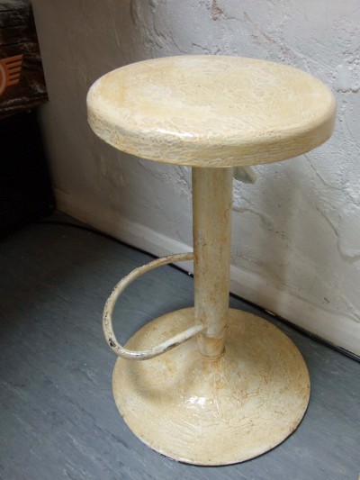 stone-effect-stool